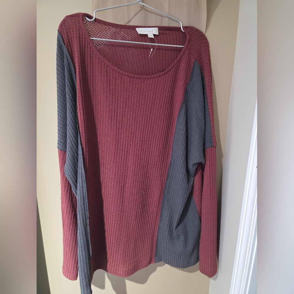 3xl Comfy Grey And Red Shirt